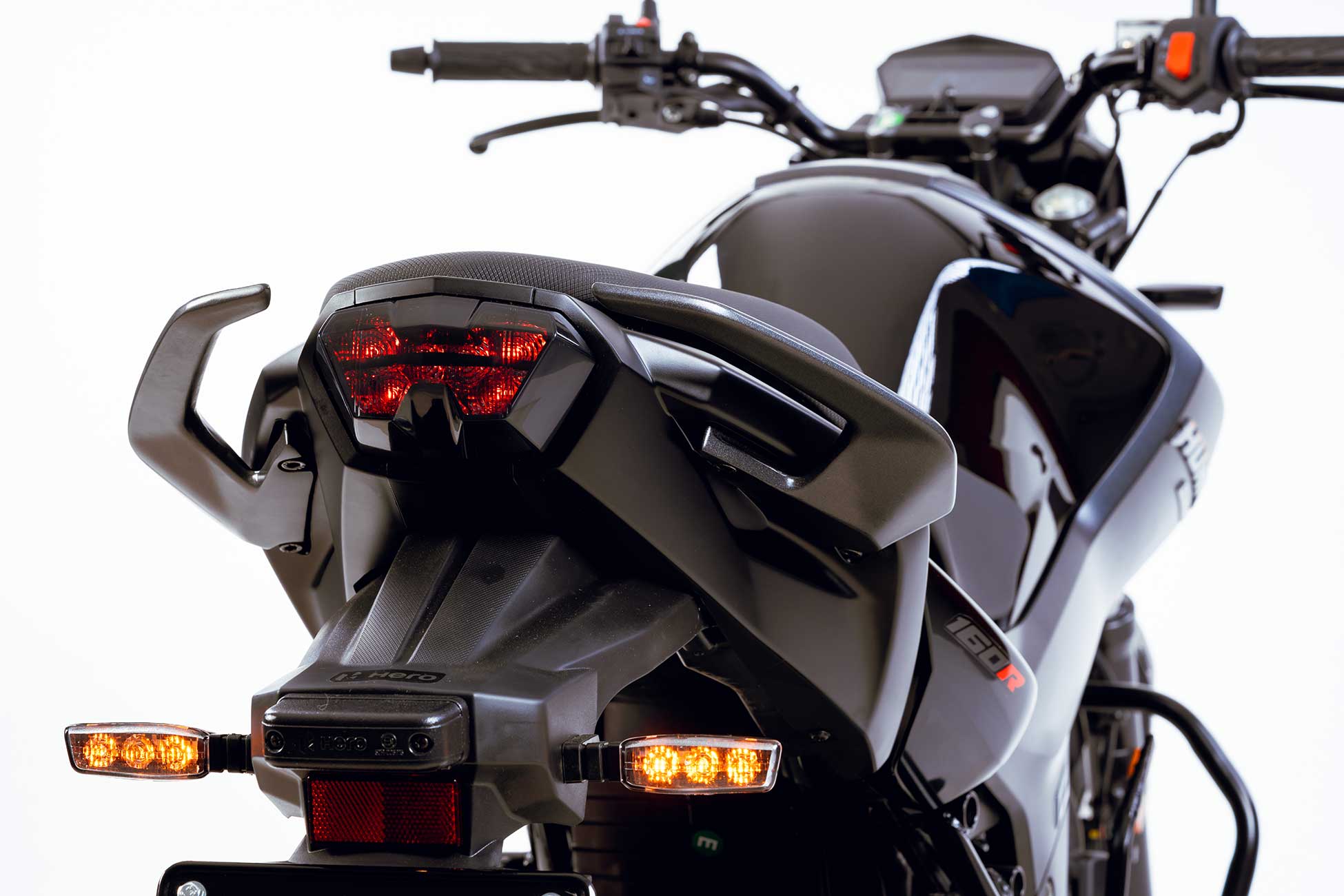 HERO HUNK 160R DD 2023 - Imagen 6